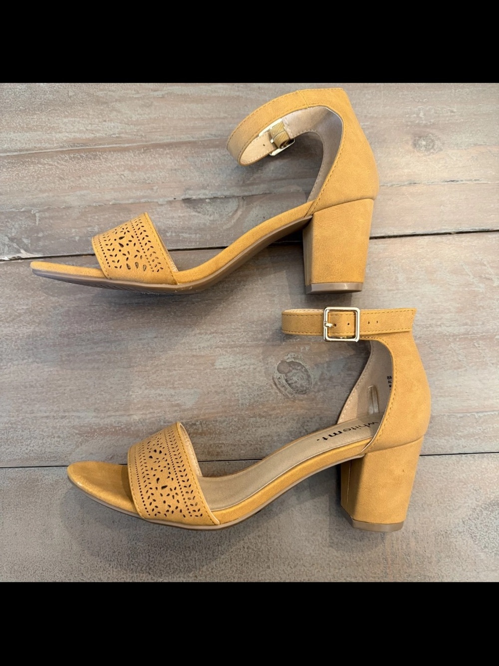 White Mountain Eileen Mustard Faux Suede Chunky Block Heel Ankle Buckle 8 - Picture 3 of 12